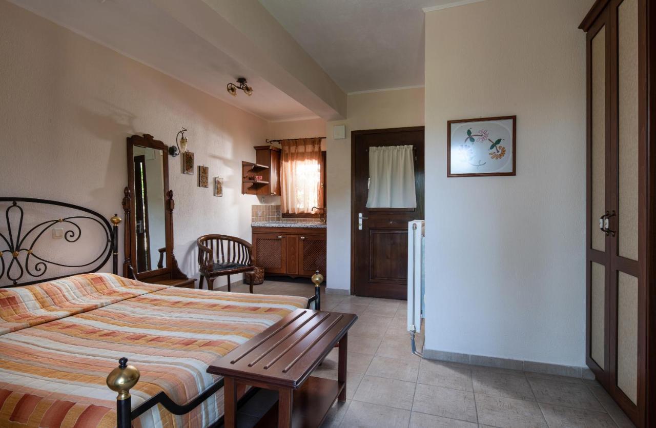 Chorostasi Guest House Parthenón Екстериор снимка